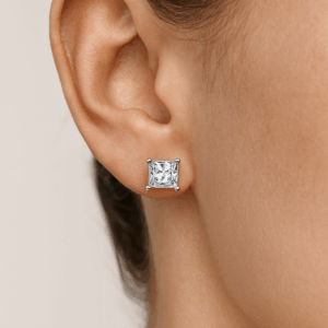 Stella 2-Carat Moissanite Earring alternate view