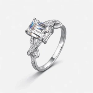 Lipu Emerald-Cut Moissanite Twisted Band Ring alternate view