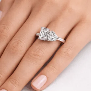 Modi Emerald & Heart Moissanite Toi et Moi Ring alternate view
