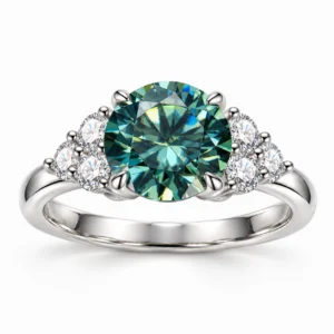 larensy-azelle-light-blue-moissanite-seven-stone-ring-main Azelle Light Blue Moissanite Seven-Stone Ring — front and setting detail