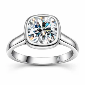 larensy-cadra-cushion-moissanite-bezel-ring-main Cadra Cushion Moissanite Bezel Ring — front and setting detail